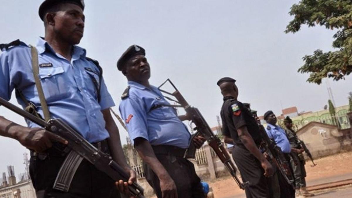 Nijerya'nn Kwal kynde dzenlenen silahl saldrda 10 kii ld, onlarca kii yaraland