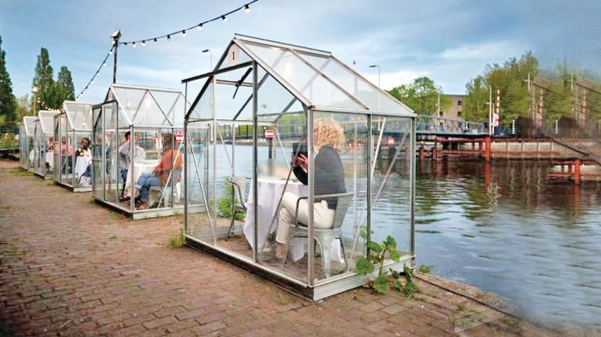 Hollanda'da kabinli restoran dnemi