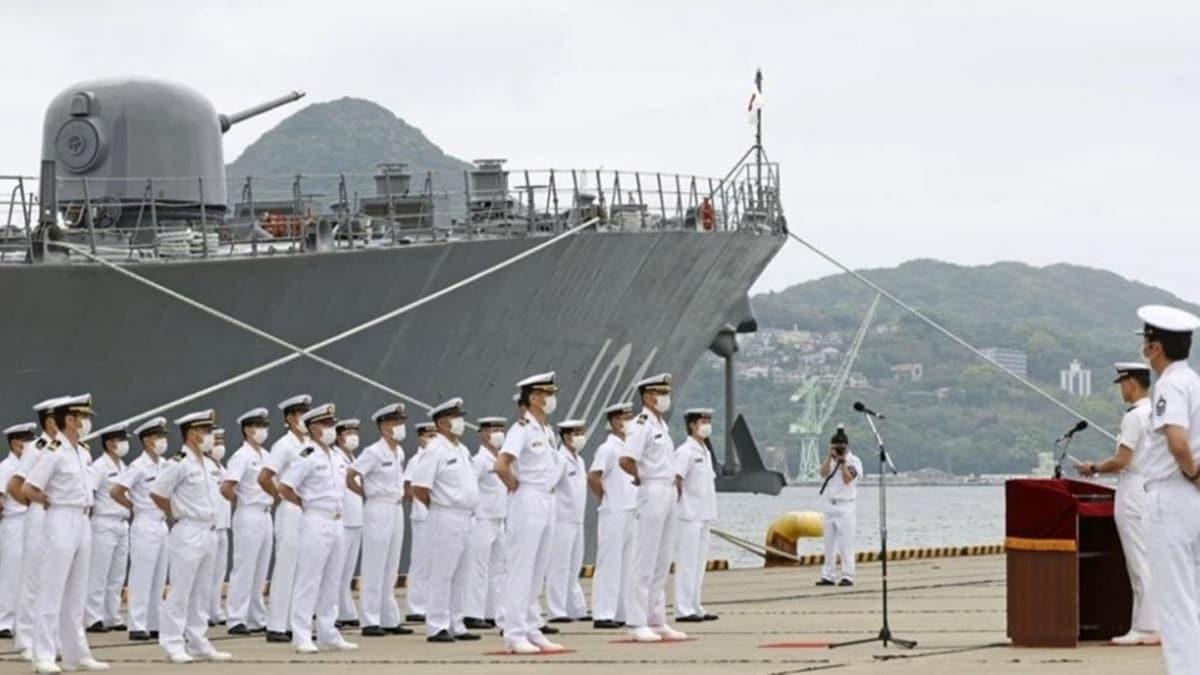 Japon sava gemisi Orta Dou'ya gidiyor