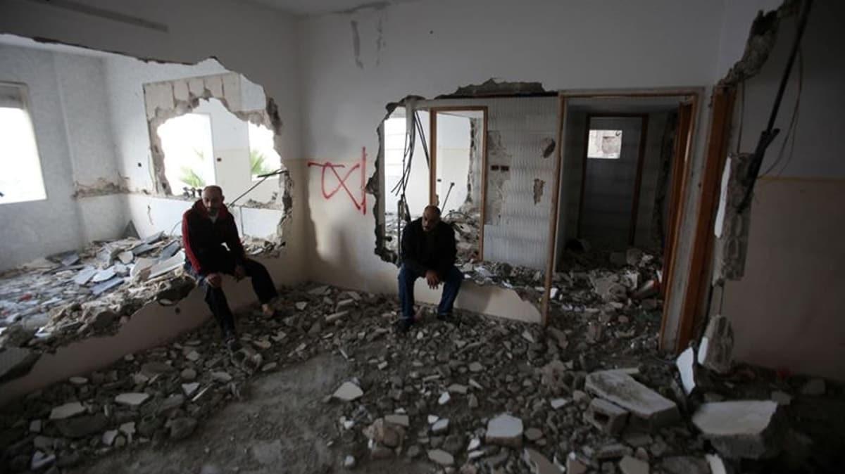 Filistinli tutuklunun evini ykan srail'e Filistinli gruplardan tepki