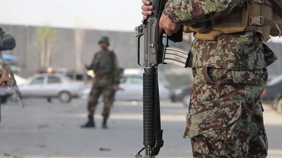 Afganistan'da yine Taliban saldrs: 4 korucu hayatn kaybetti
