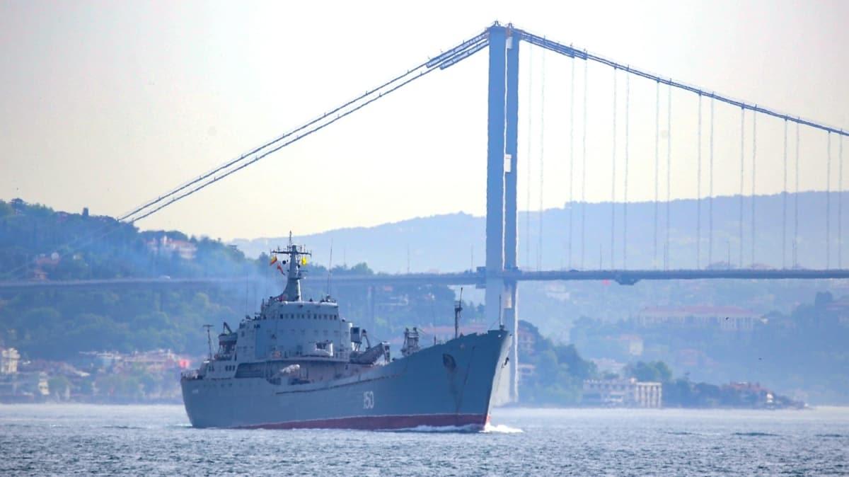 Rus donanma gemisi 'Capatob' boazdan geti