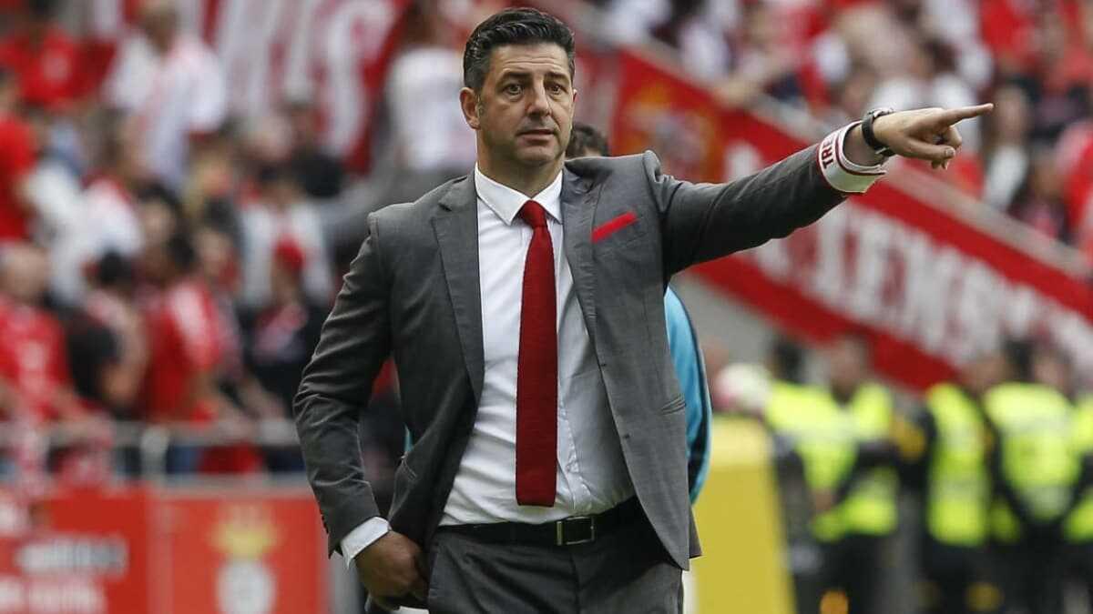 Fenerbahe'nin gndemindeki Rui Vitoria'dan haber var!