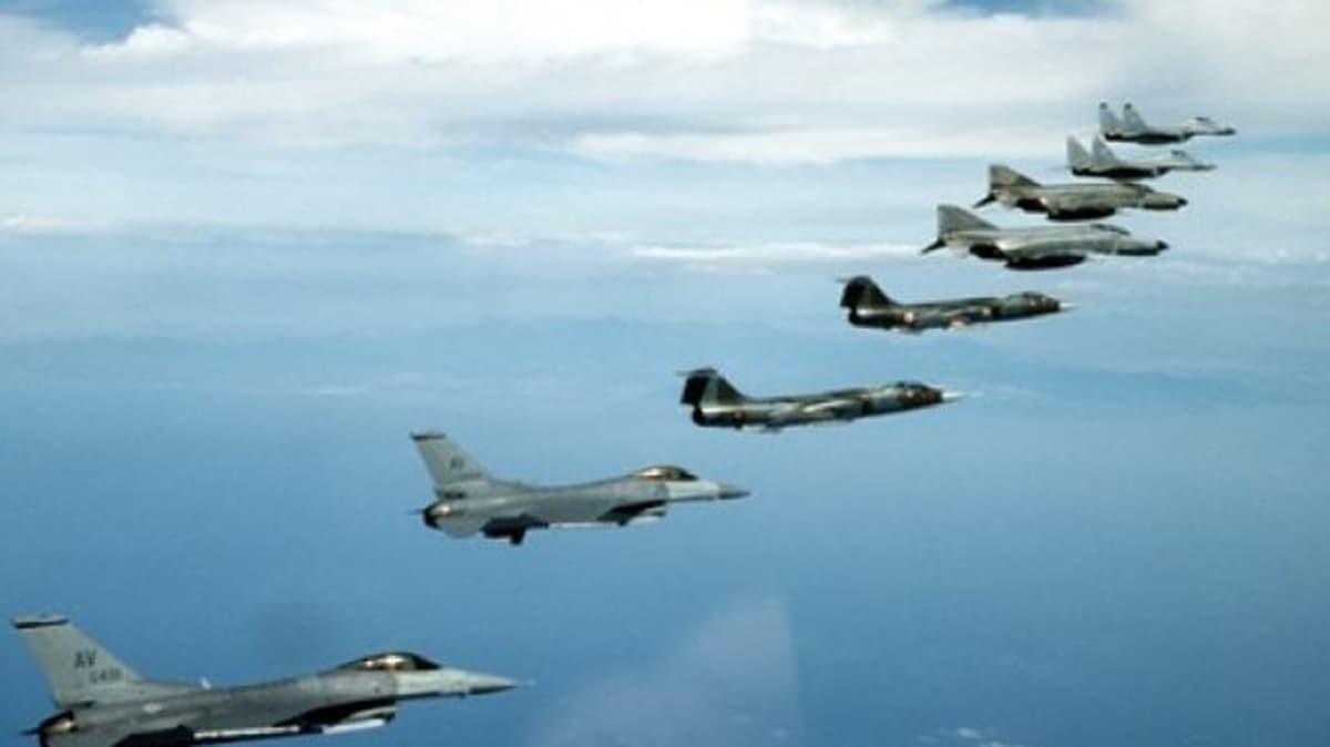 Karadeniz'de tehlikeli yaknlama... Trk F-16'lar da havaland!