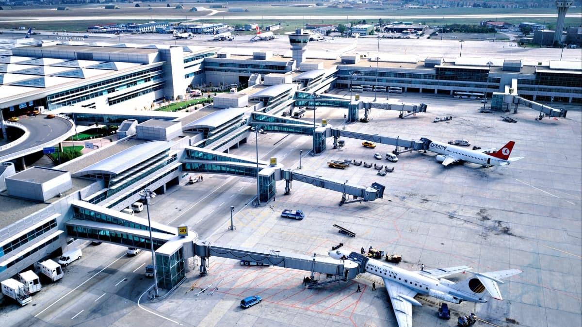Havalimanlarna 'uulabilir sertifikas' verilecek