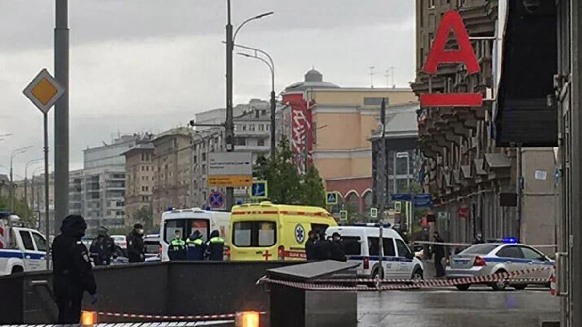 Rusya'da banka soygunu! eridekileri rehin aldlar