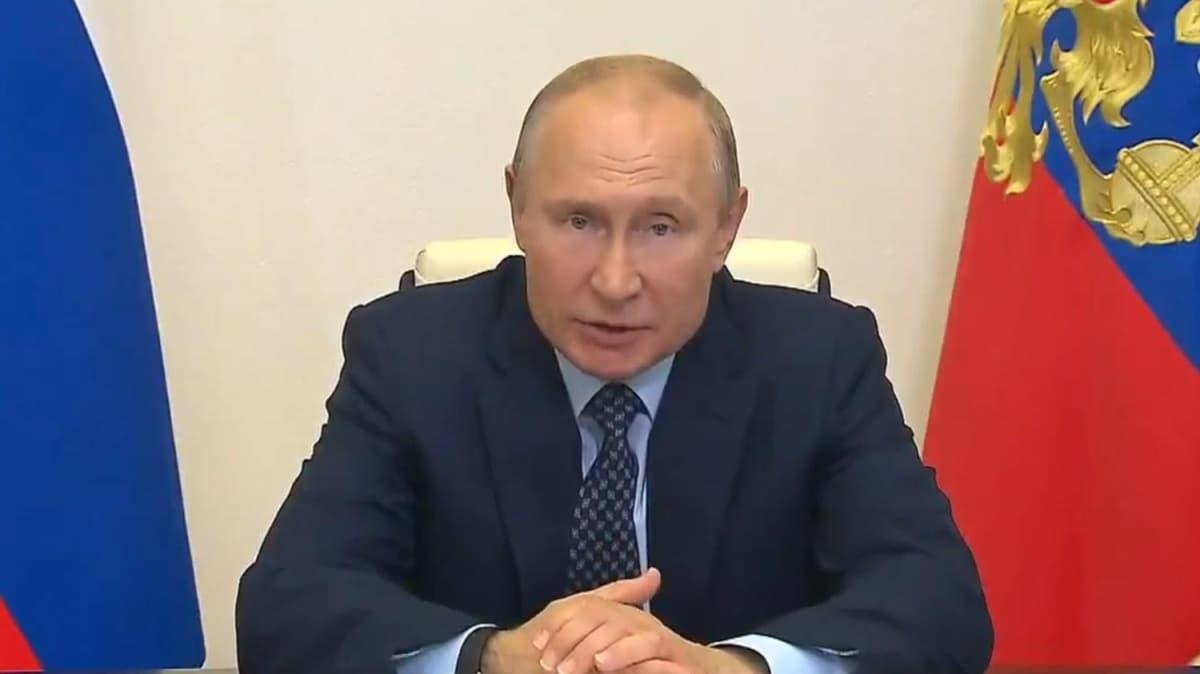 Putin'den koronavirs aklamas