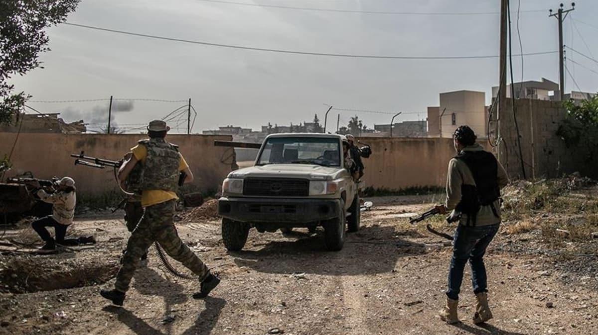 Libya ordusu Trablus'un güneyinde ilerliyor... 15 Hafter milisi ele geçirildi