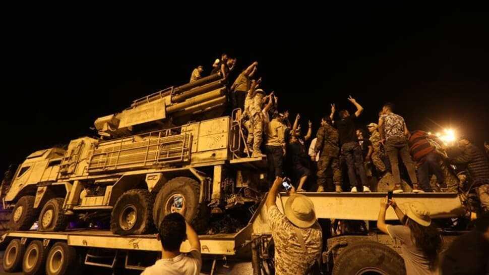 Alman basınında dikkat çeken haber: Bu askeri ekipmanlar Hafter'in eline nasıl geçti"