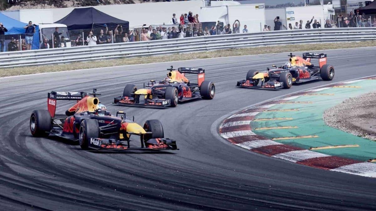 Formula 1'de Hollanda Grand Prix'si 2021'e ertelendi