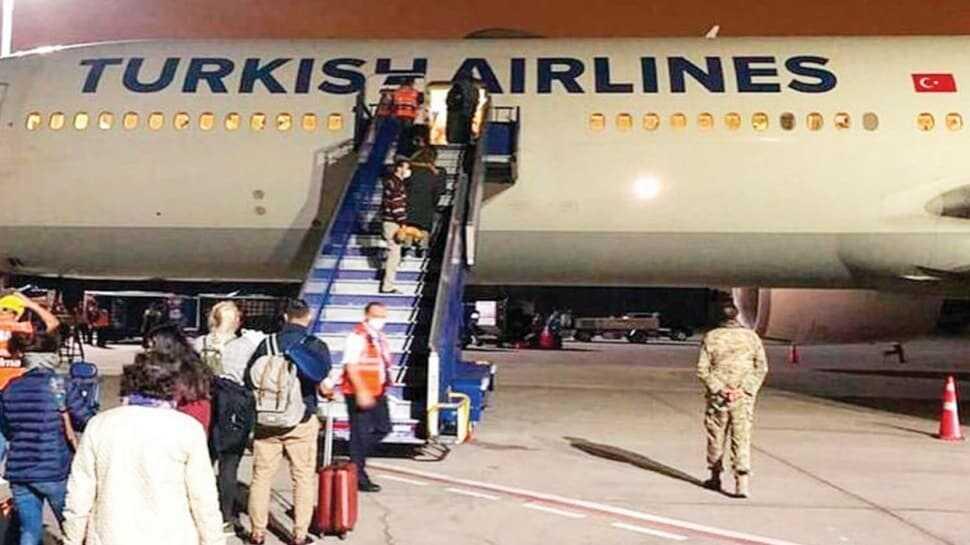 Alman vatandaşlarını THY kurtardı! 100'e yakın kişi evine kavuştu