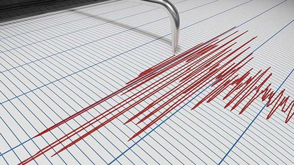 İran'da 4,7 büyüklüğünde deprem