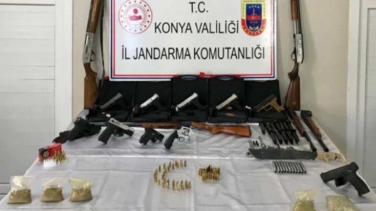 Konya'da kaak silah operasyonu: 4 tutuklama
