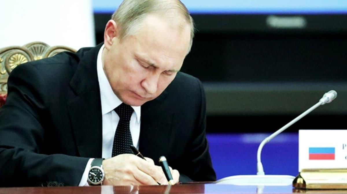 Putin, Rusya'nn nkleer silaha bavuraca durumlar tanmlayan belgeyi imzalad