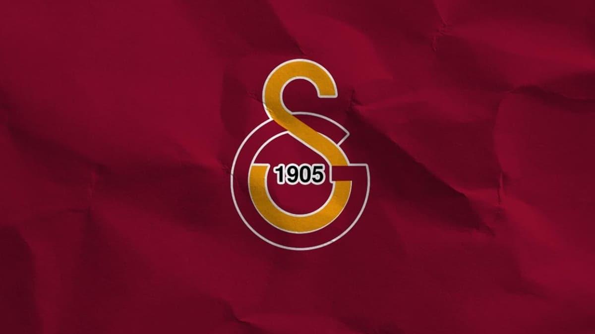 En sosyal takm Galatasaray