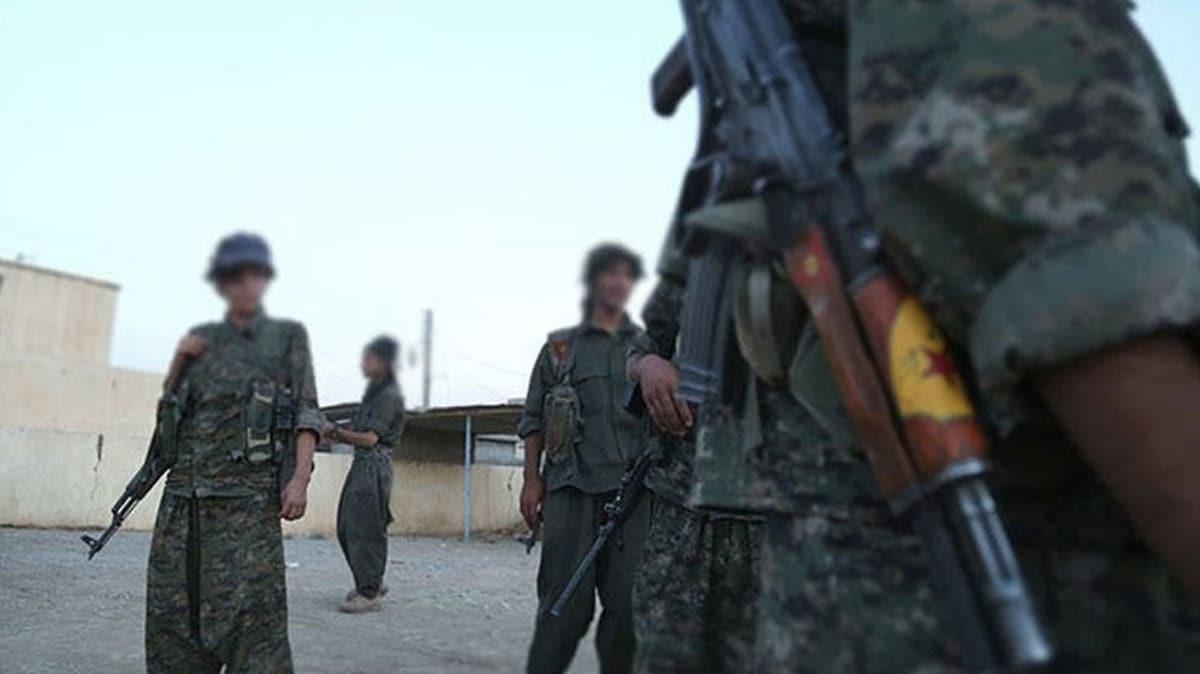 Teröristin ailesine taziyeye gelen YPG/PKK'lı teröristler kovuldu