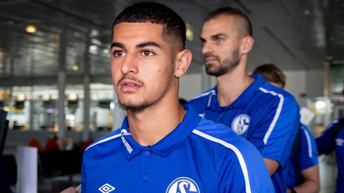 Fenerbahe, Levent Mercan'n transferi iin Schalke 04 ile grmelerini srdryor