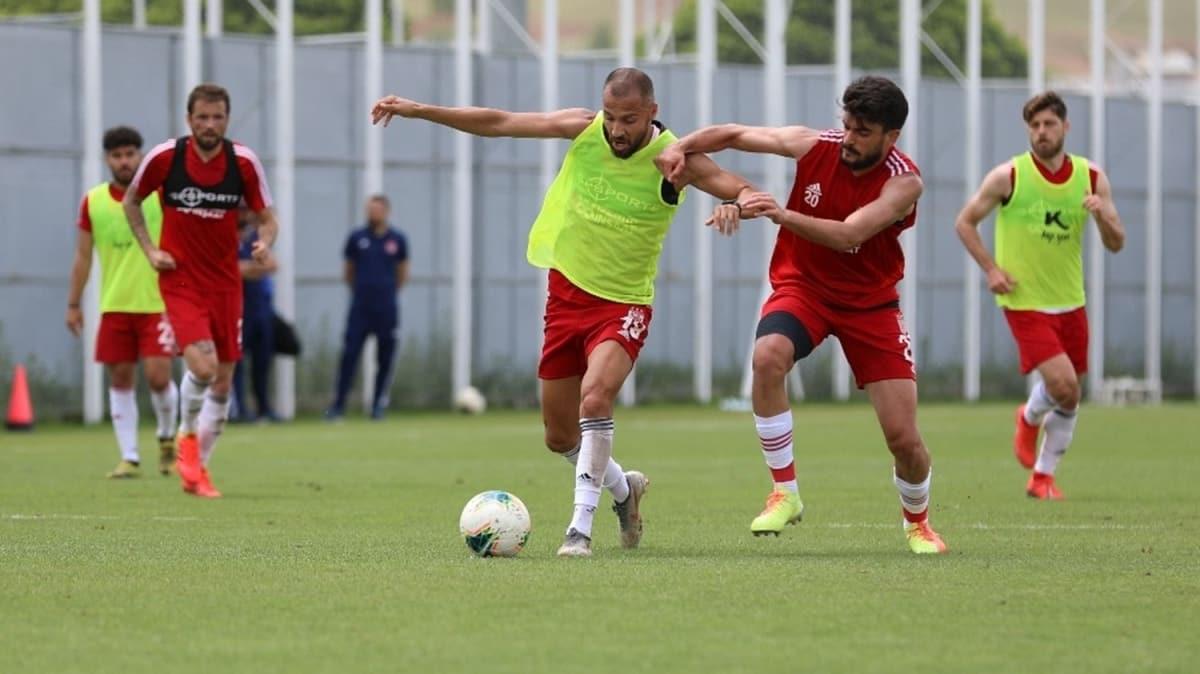 DG Sivasspor'da Yukatel Denizlispor mesaisi sryor