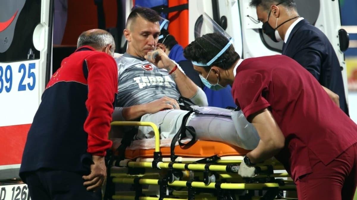Galatasaray'da Muslera'nn ameliyat gerekleti