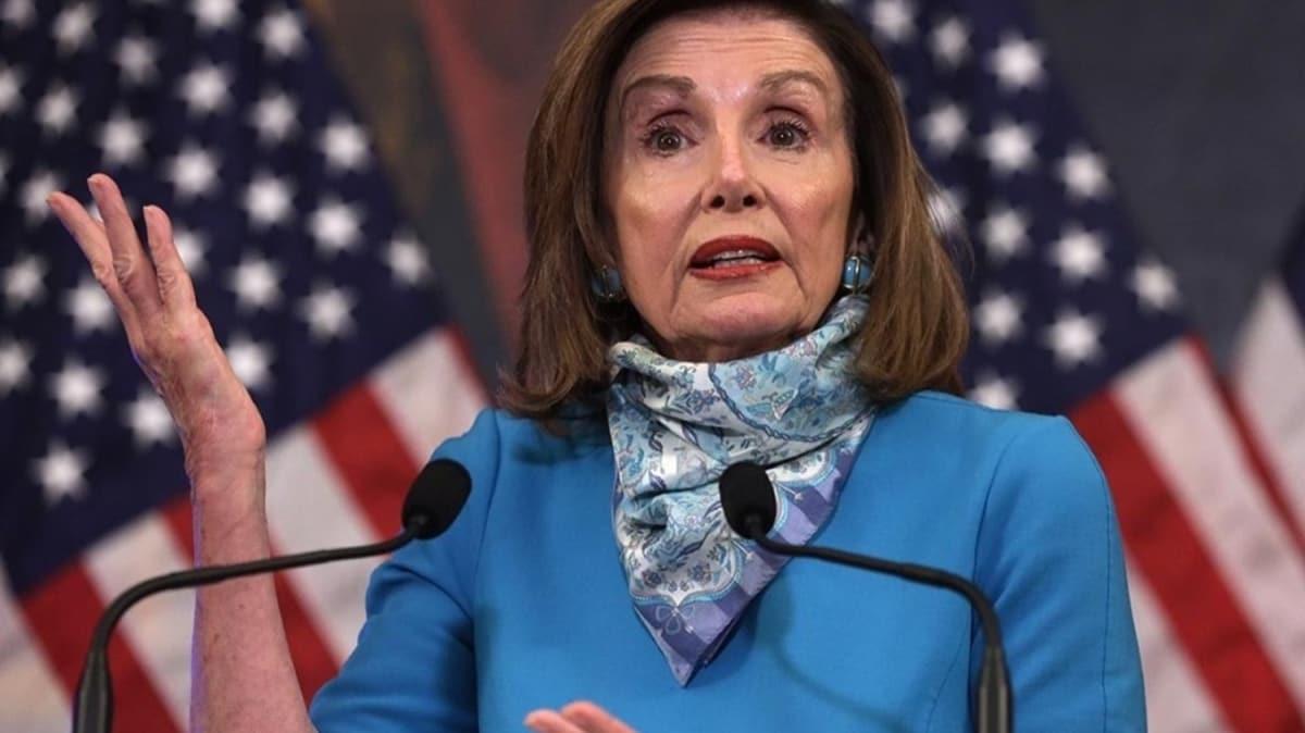 ABD Temsilciler Meclisi Bakan Pelosi, Trump'n bakanla zihinsel olarak hazr biri olmadn iddia etti