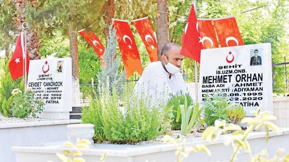 Şehitliğin kalpten bekçisi