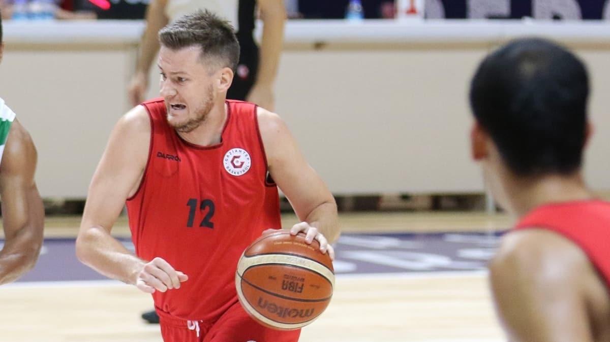 Gaziantep Basketbol, Sarunas Vasiliauskas ile yollarn ayrd