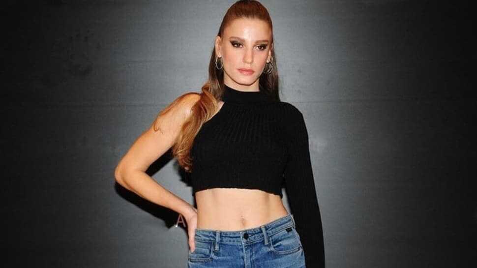 Seranay Sarıkaya ve Cem Yılmaz gizlice evlendi mi" Serenay Sarıkaya'nın paylaşımındaki dikkat çeken detay