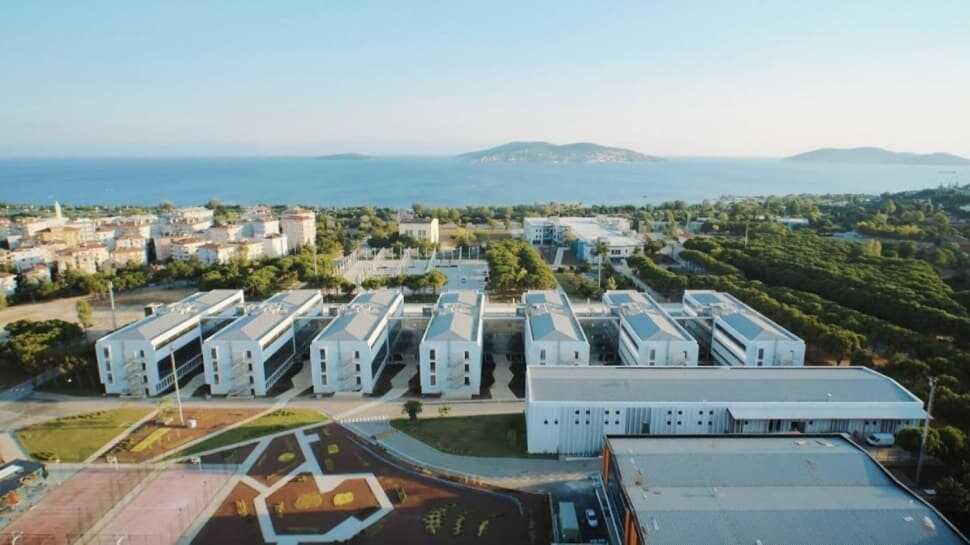 Başkan Erdoğan imzaladı! İstanbul Şehir Üniversitesinin faaliyet izni kaldırıldı