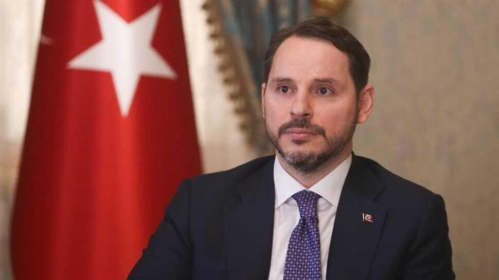 Bakan Albayrak ve eşi Esra Albayrak'ın yeni doğan çocukları üzerinden sosyal medyada yapılan ahlaksız paylaşımlara tepki yağdı...