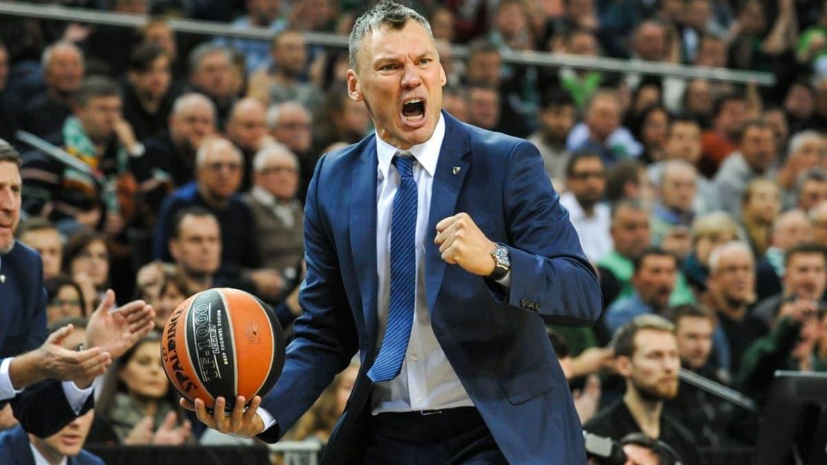 Sarunas Jasikevicius Barcelona'ya imza att