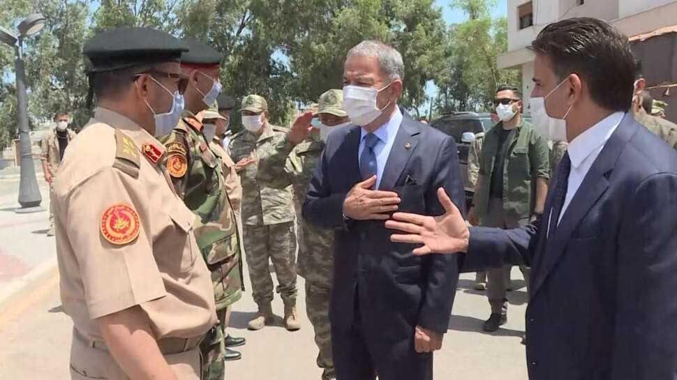 Bakan Akar: Libyalı kardeşlerimiz için gereken ne varsa yaparız