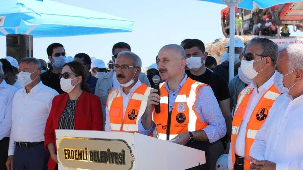 Bakan Karaismailoğlu, Mersin'deki yol çalışmalarını inceledi