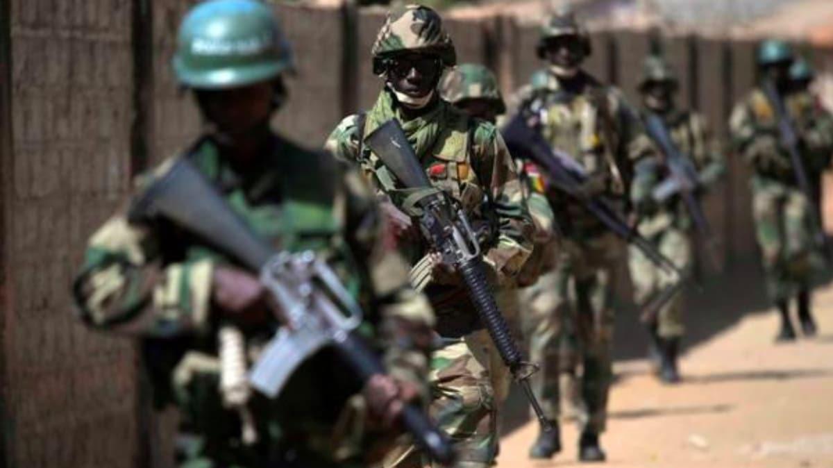 Senegal ordusunda korona kabusu: st dzey askerler virs kapt