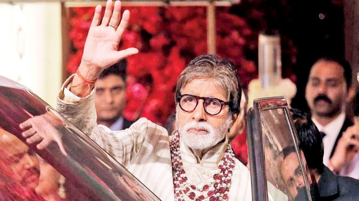 Bollywood efsanesi Amitabh Bachchan, Kovid-19'a yakaland