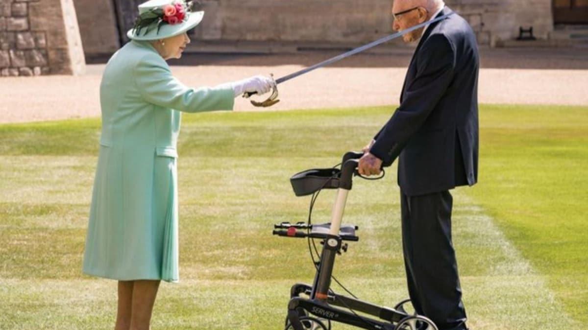 Kralie Elizabeth, 100 yandaki yzban babasnn klcyla valye ilan etti