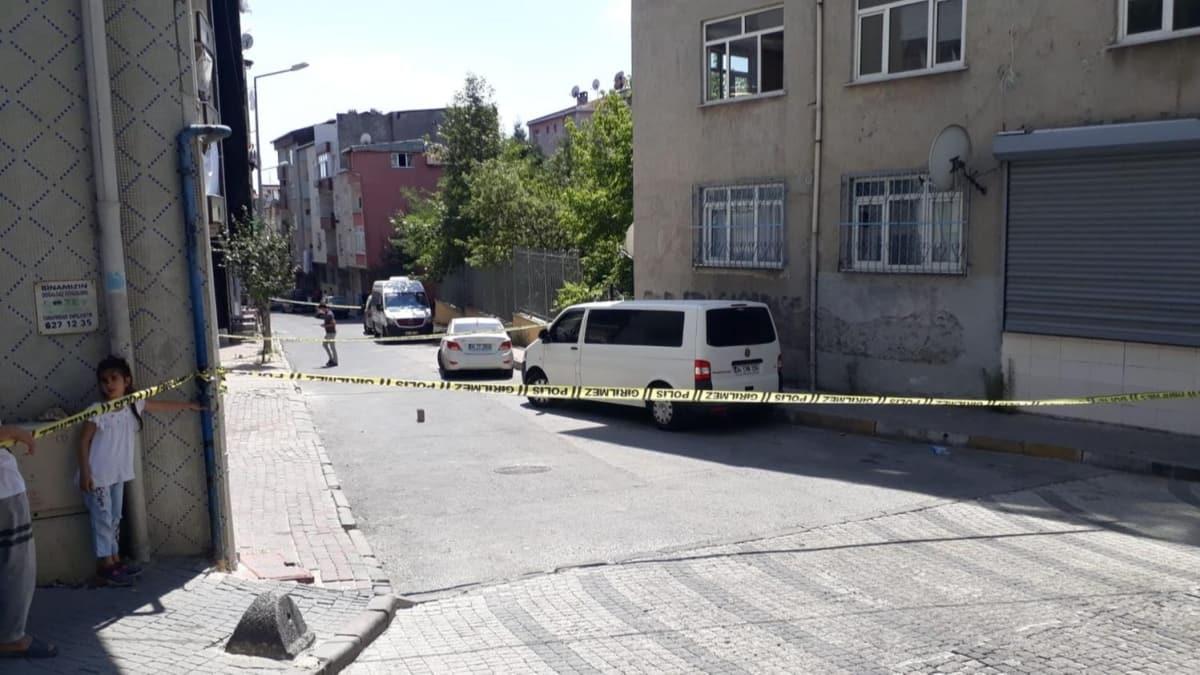 Son dakika haberi... Baclar'da polise silahl saldr! Bir polisimiz ehit oldu