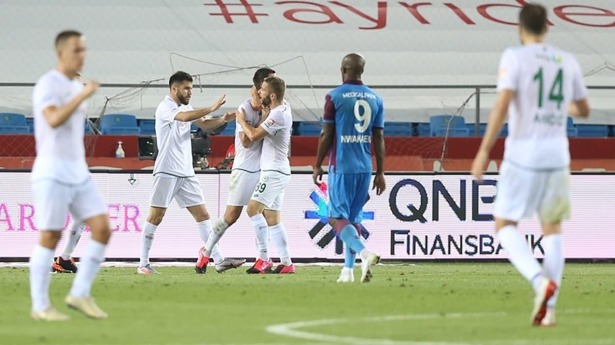 Konyaspor, Baakehir'den sonra Trabzonspor'u da 4-3 malup etti