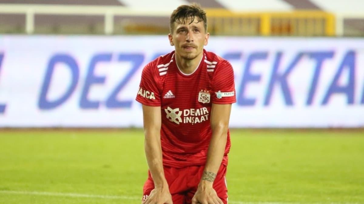 Mert Hakan Yanda, Sivasspor'a veda etti
