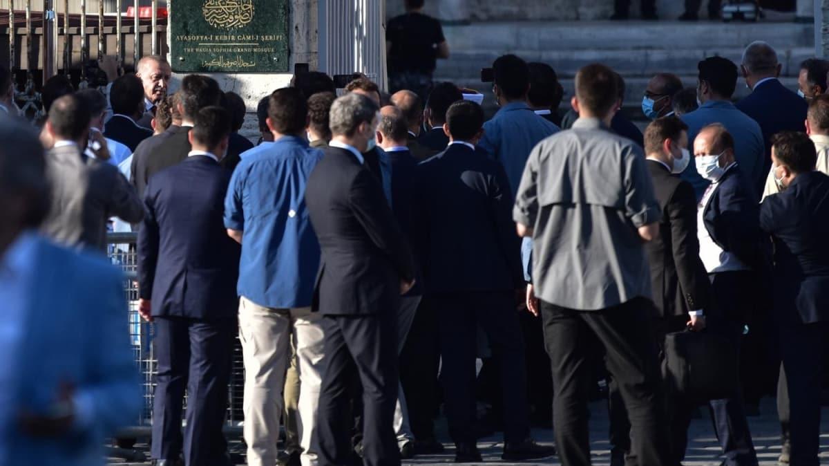 Bakan Erdoan ve Devlet Baheli'den Ayasofya Camisi'ne ziyaret