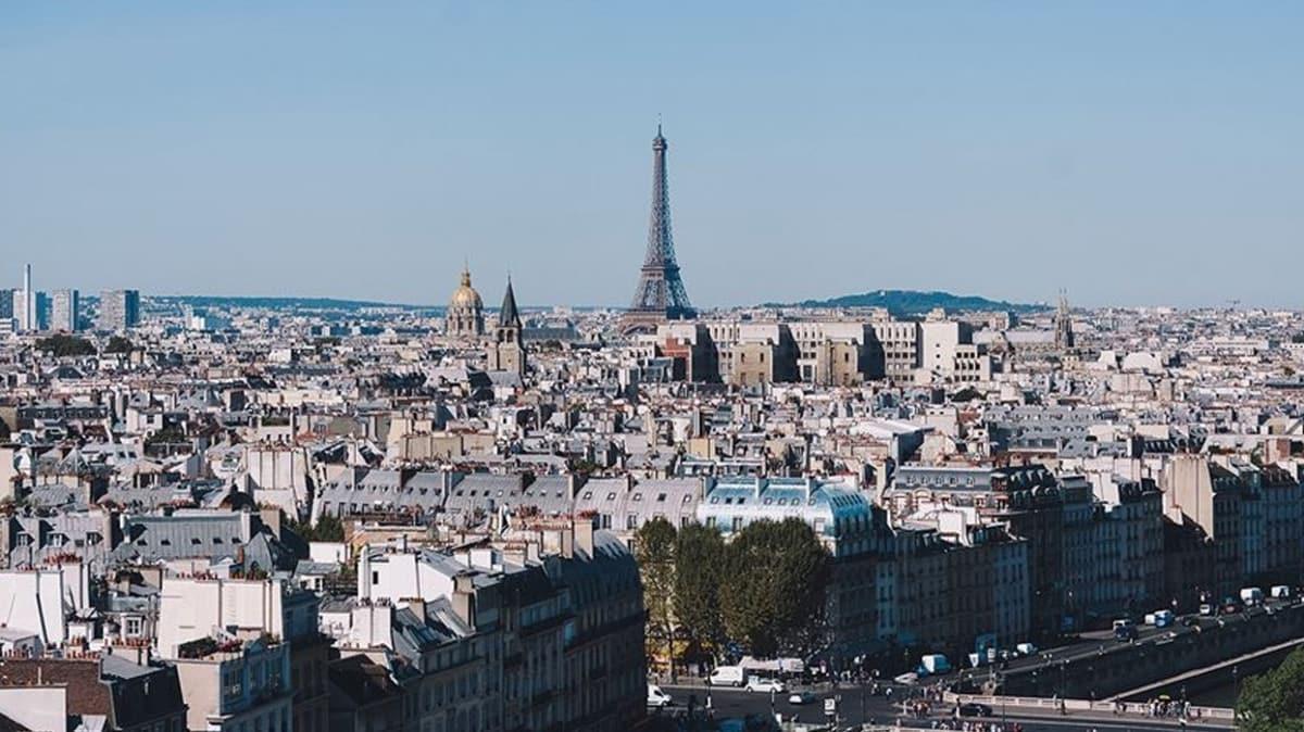 Fransa'da koronavirsten lenleri says 30 bin 172'ye ykseldi
