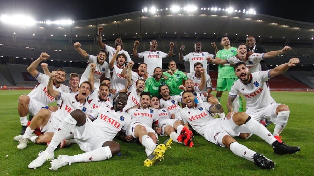 Trabzonspor, Alanyaspor'u 2-0 yenerek Türkiye Kupası'nı müzesine götürdü