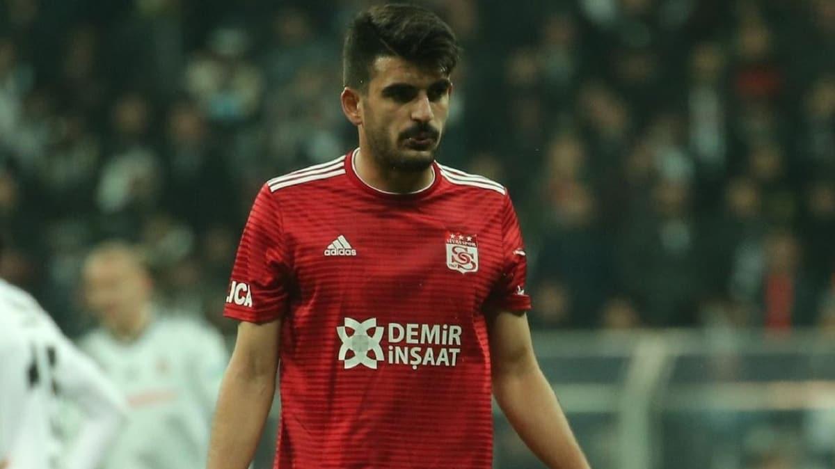 Fatih Aksoy, Sivasspor'a veda etti