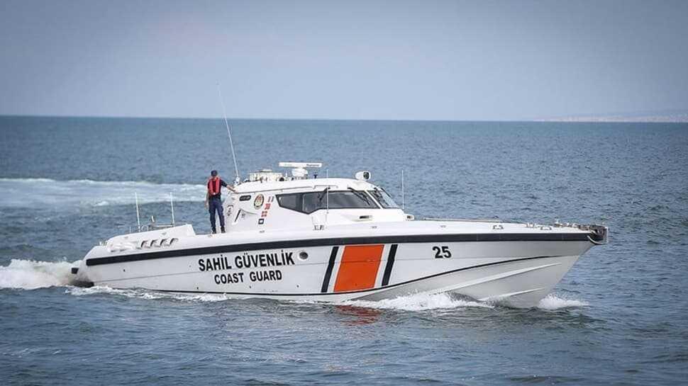 Foça'da tekne battı: 4 ölü