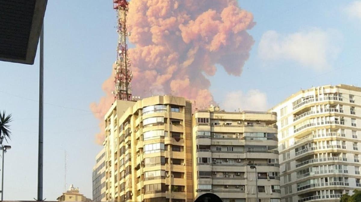 Beyrut'taki patlamann sebebini renginden tehis etti: Patlayan ey aka askeri bir patlayc