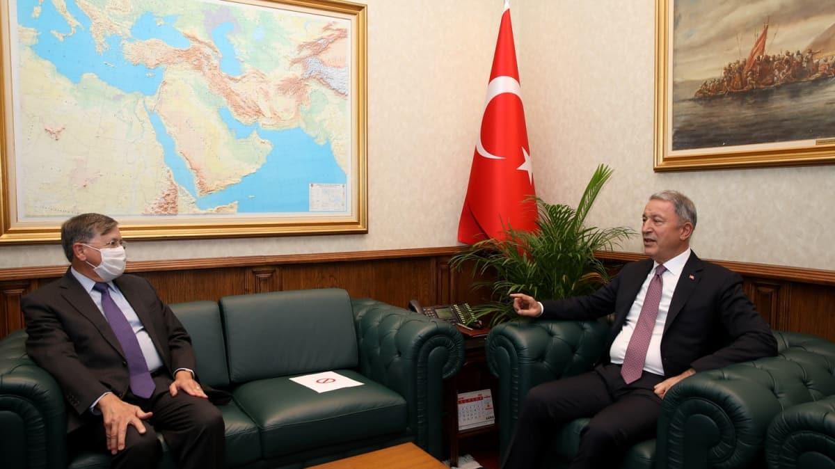 Bakan Akar, ABD'nin Ankara Bykelisi Satterfield'i kabul etti