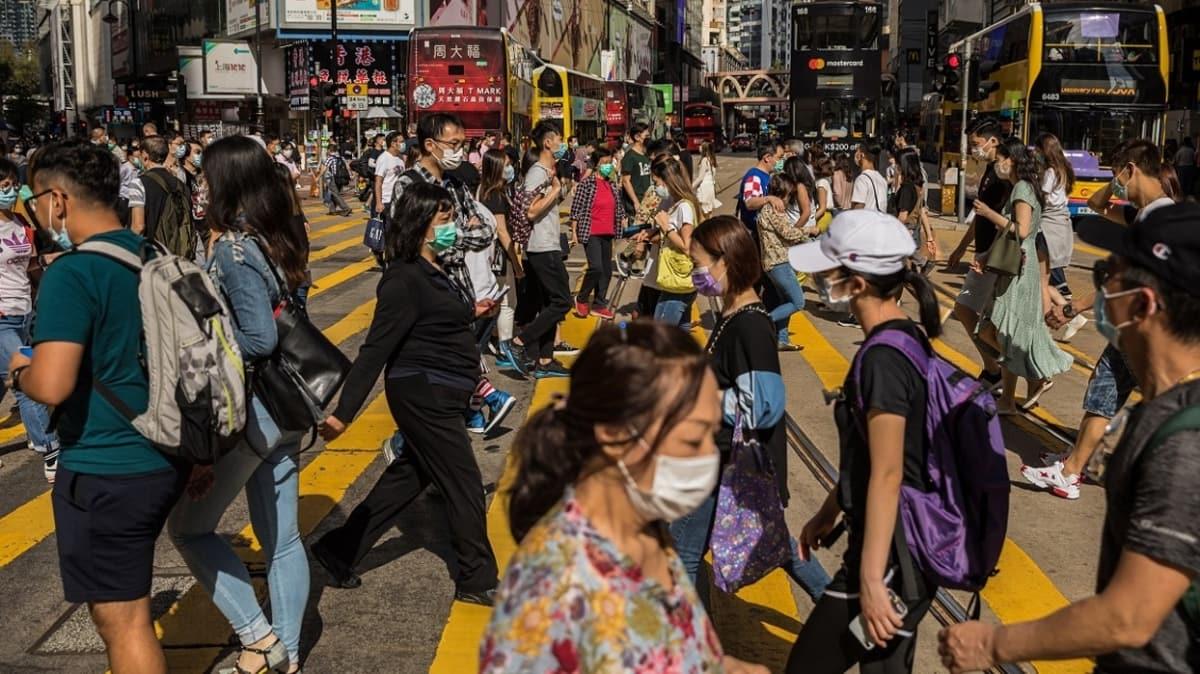 Hong Kong'da 7,5 milyon kiiye cretsiz koronavirs testi yaplacak