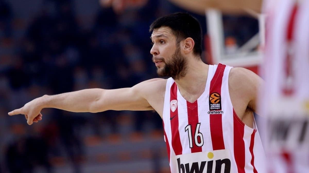 Olympiakos'ta forma giyen Kostas Papanikolau, koronavirse yakaland