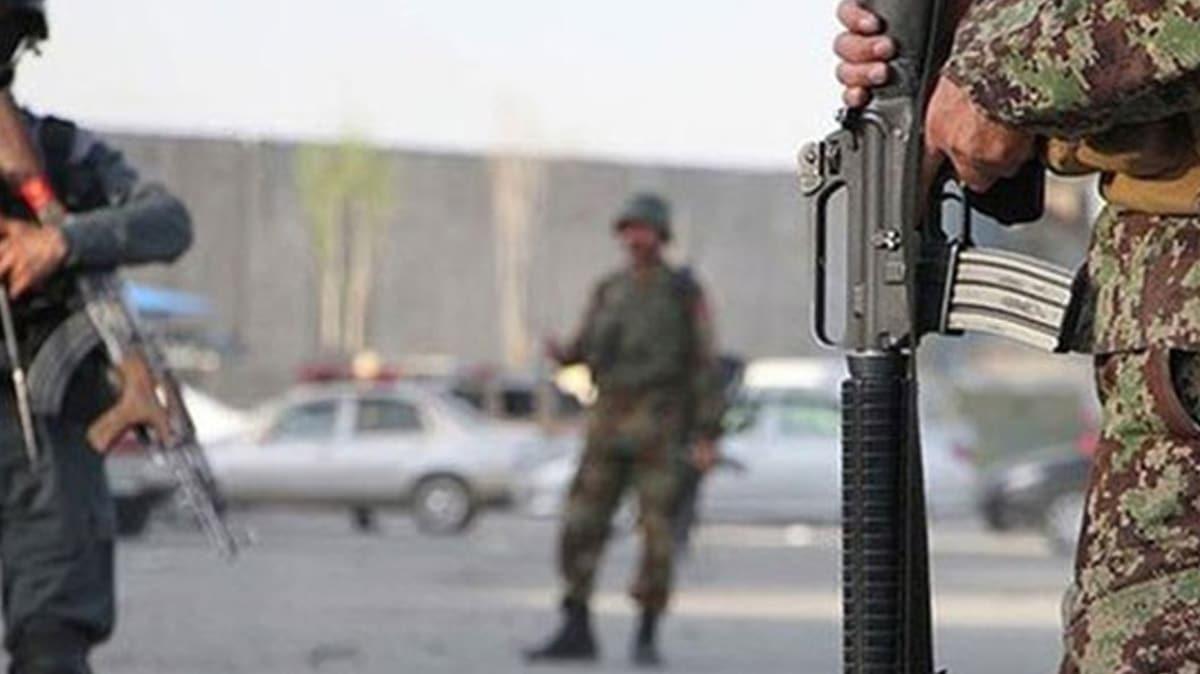 Afganistan'da askeri birlie saldr: 7 l