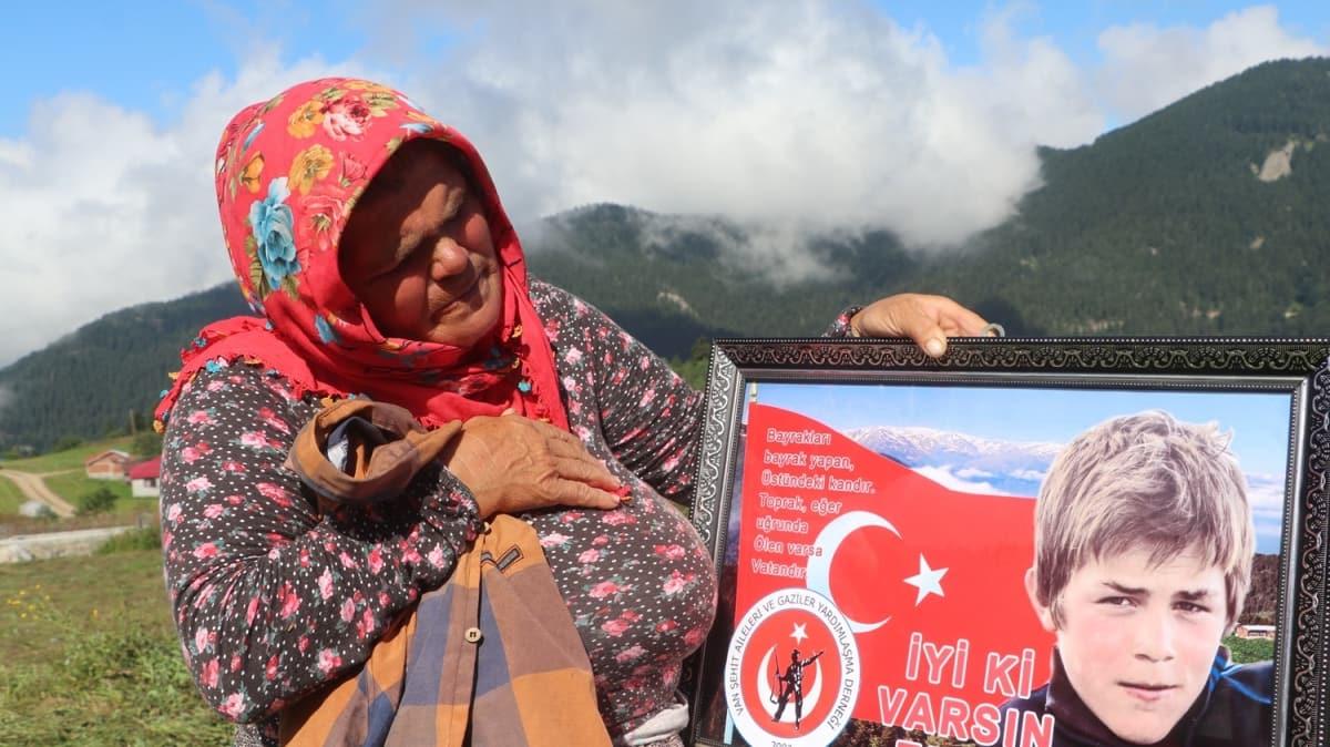 ehit Eren Blbl'n annesi: Yavrum tm Trkiye'nin acs oldu