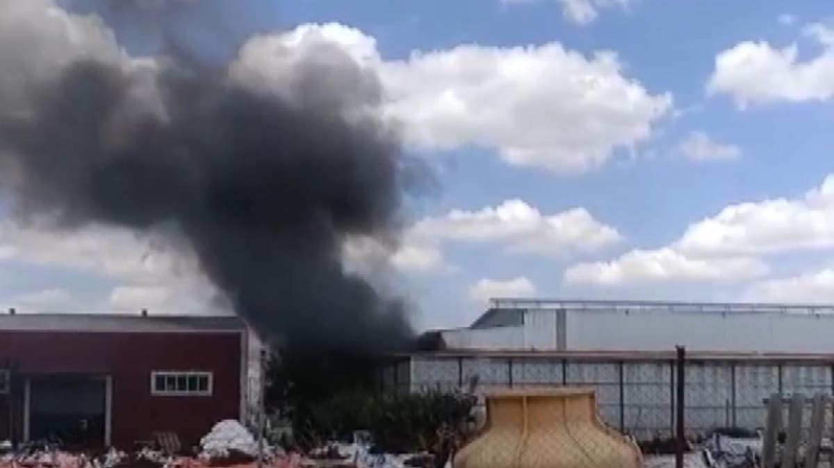 Krehir'deki fabrika yangnnda 2 ii dumandan etkilendi